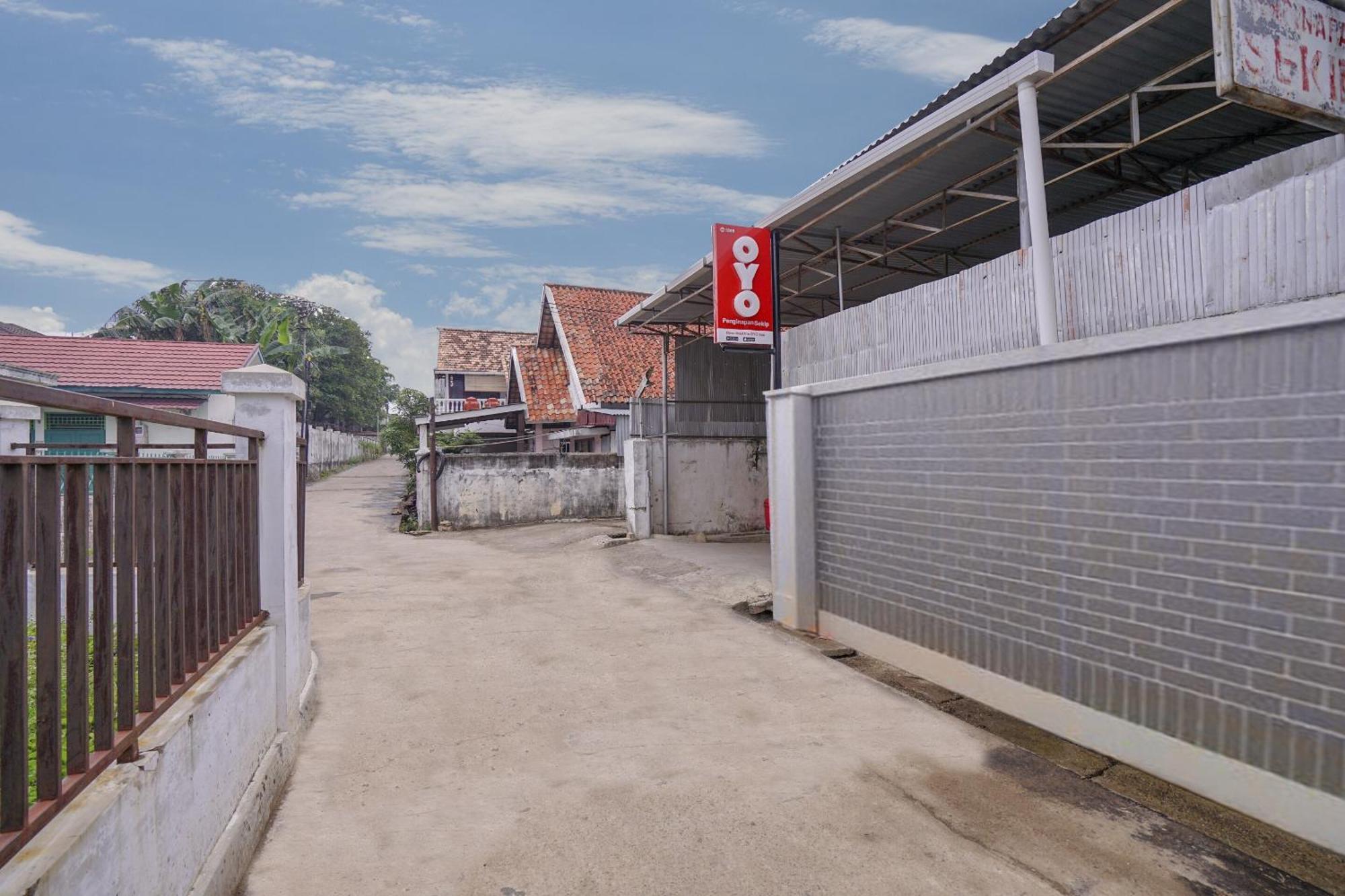 โอโย 1868 เปงีนาปัน เซกิป Hotel ปาเลมบัง ภายนอก รูปภาพ